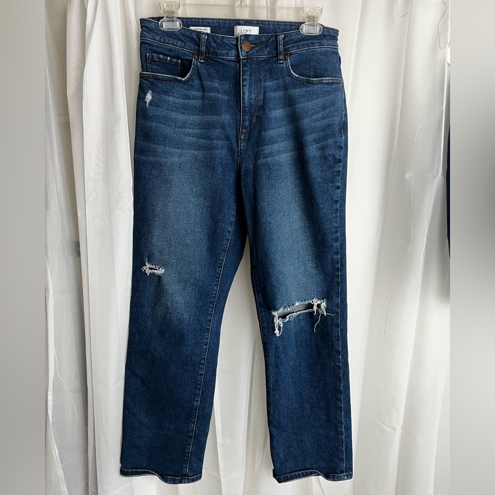 Loft Jean’s curvy, high-rise, straight,straight Women’s size 6 Distressed